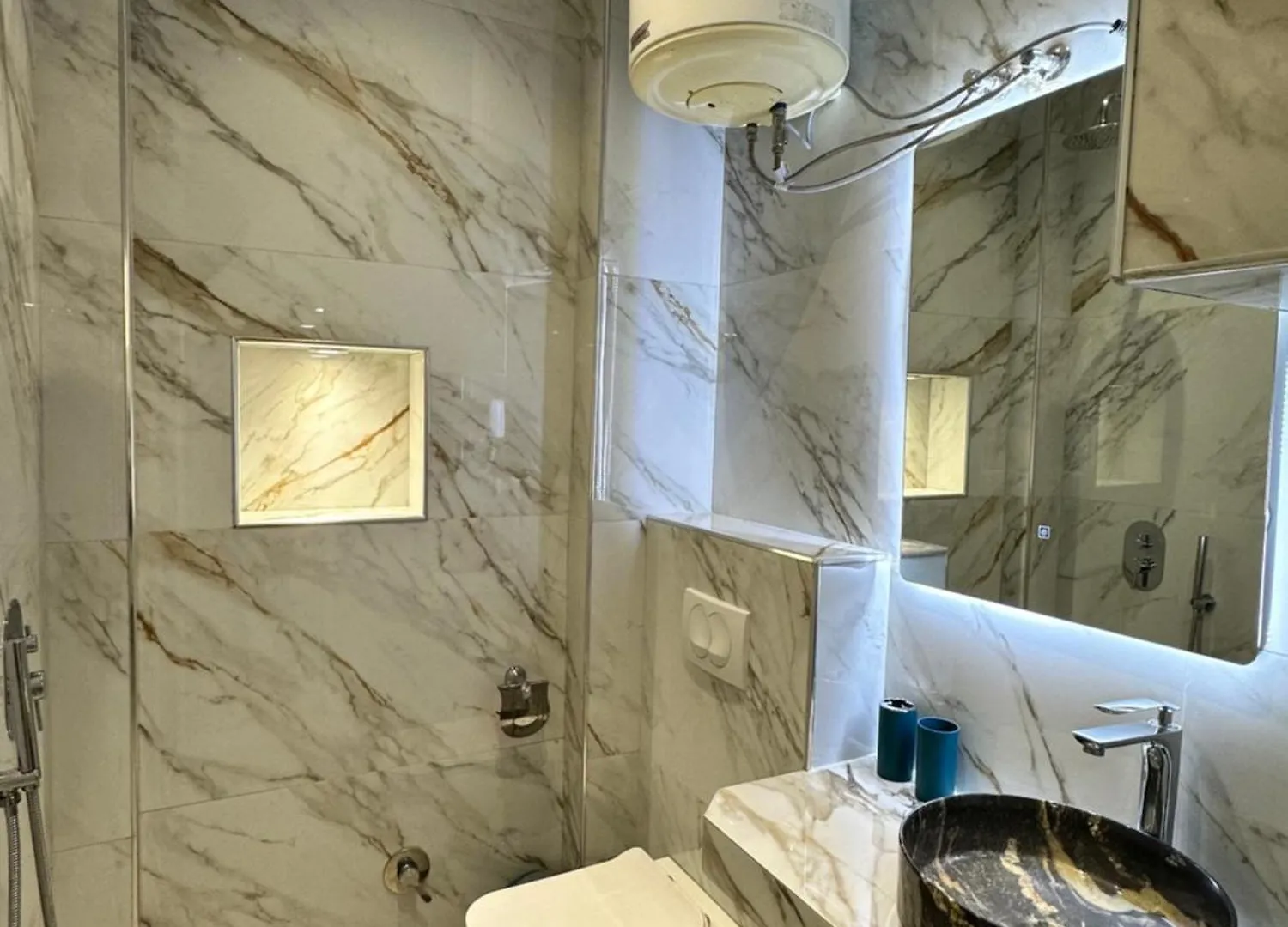 Troy Aparthotel דורס אלבניה