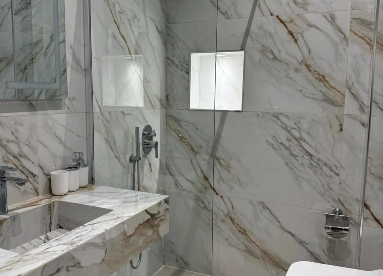 Troy Aparthotel דורס מלון