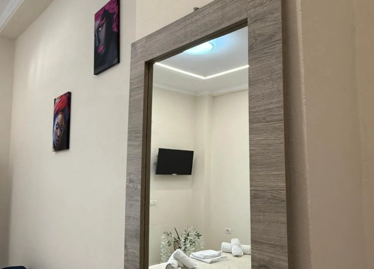 Troy Aparthotel דורס מלון